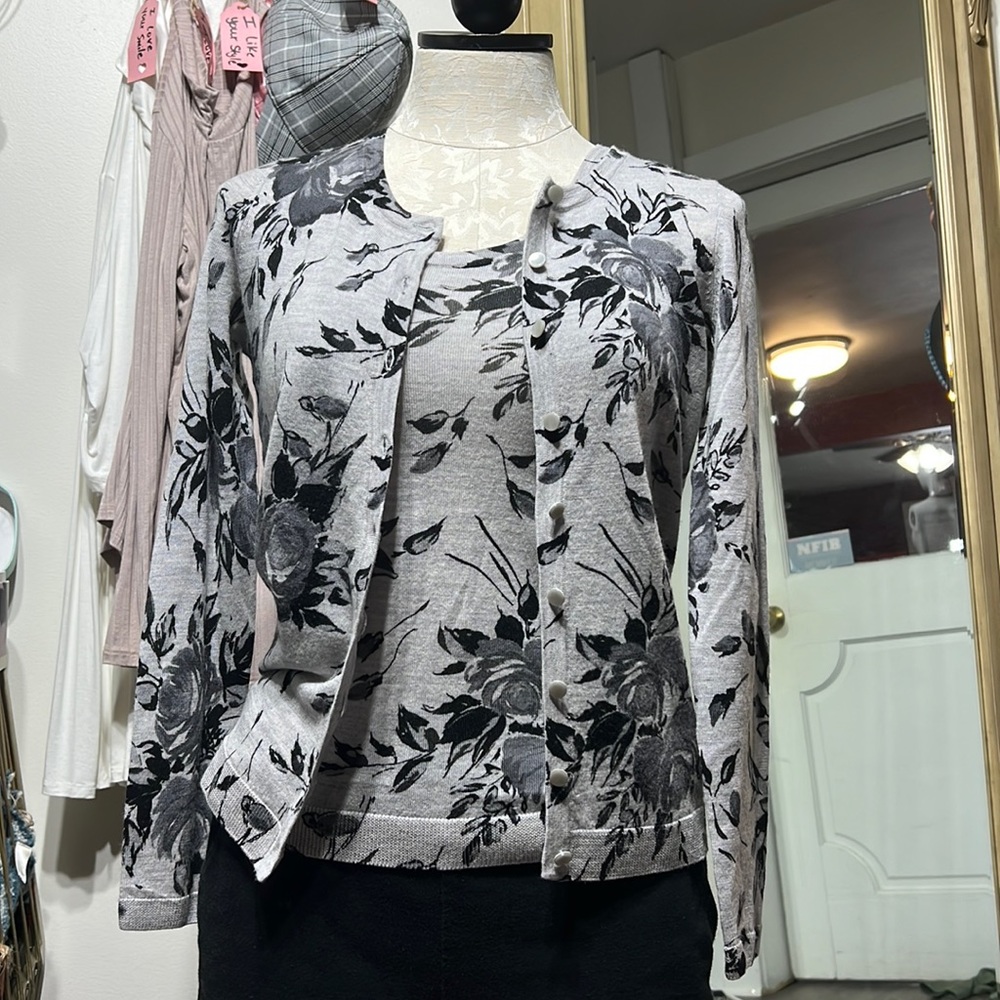 cardigan set 100% merino wool from TALBOTS